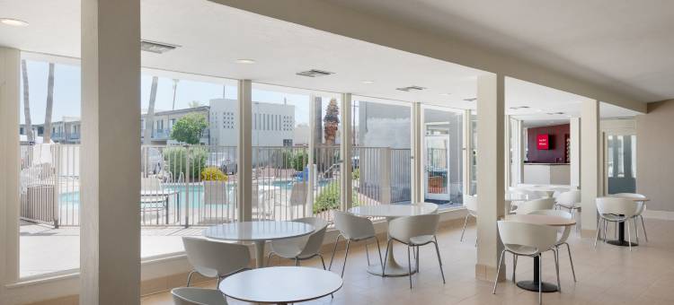 图森市中心大学红顶酒店(Red Roof Inn Tucson Downtown - University)图片