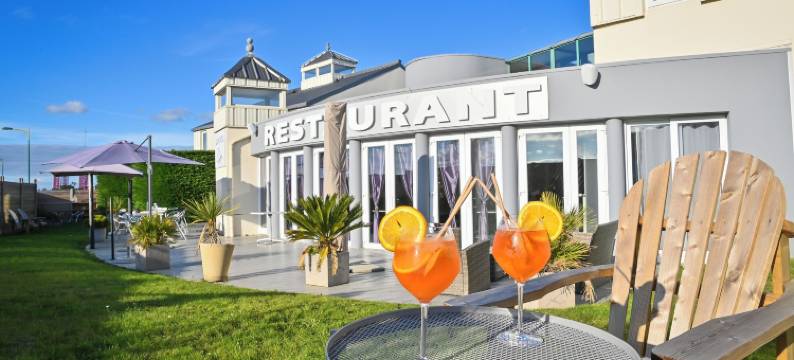 圣洛卢诺特康泰科特酒店(Hôtel le Pavillon de Saint-Lô - Anciennement Lunotel)图片