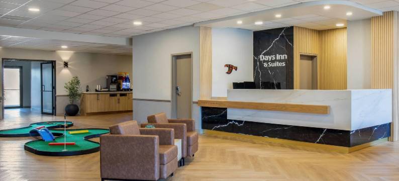 西埃德蒙顿戴斯套房酒店(Days Inn & Suites by Wyndham West Edmonton)图片