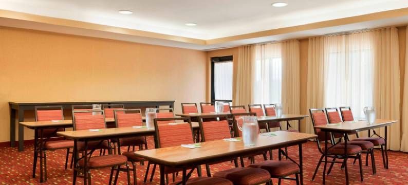 皮奥里亚万怡酒店(Courtyard Peoria)图片