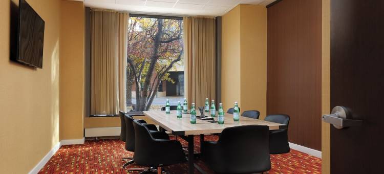 大急流城市区万怡酒店(Courtyard Grand Rapids Downtown)图片