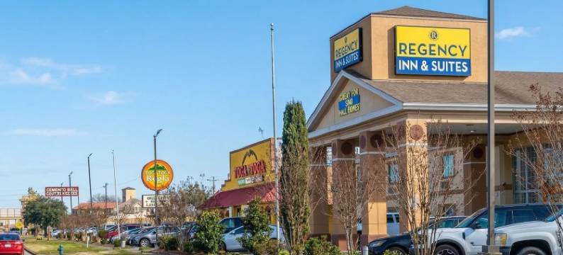 东休斯顿 I 10 的丽晶酒店及套房(Regency Inn & Suites Houston East I 10)图片