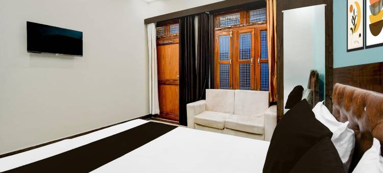 豪华酒店 O 阿姆哈特苏丹普尔市(Super OYO Hotel O Amhat Sultanpur City)图片