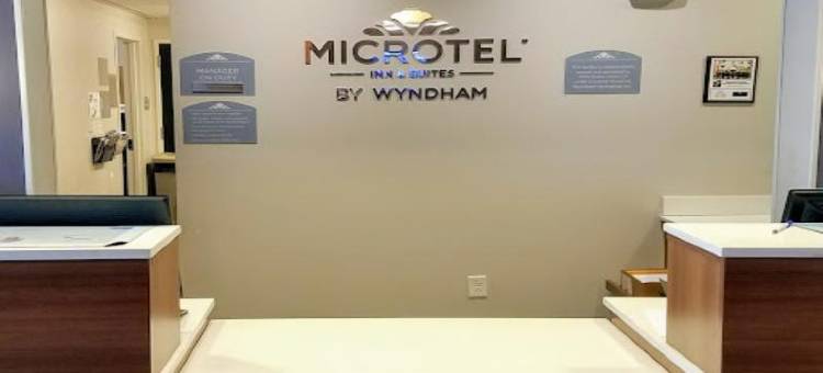费城机场雷德利麦客达套房酒店(Microtel Inn & Suites by Wyndham Philadelphia Airport Ridley)图片
