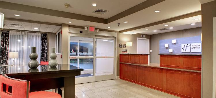 Holiday Inn Express 飓风米尔斯(韦弗利)(Holiday Inn Express HURRICANE MILLS (WAVERLY) by IHG)图片