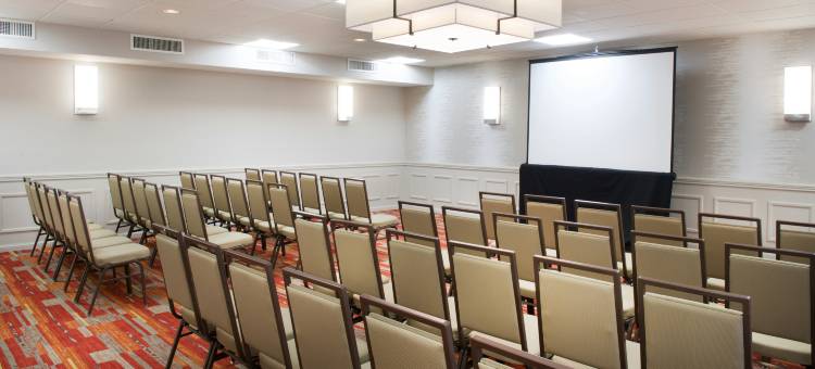 科罗拉多斯普林斯希尔顿安泊酒店(Embassy Suites by Hilton Colorado Springs)图片