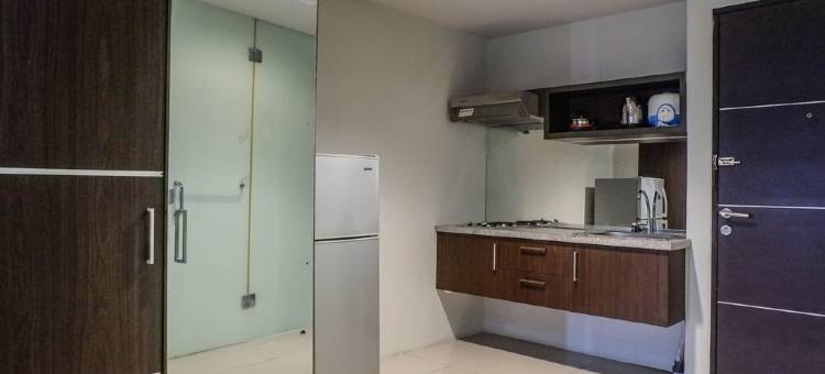 The Square Surabaya的经典现代工作室公寓(Classic Modern Studio Room Apartment at the Square Surabaya)图片