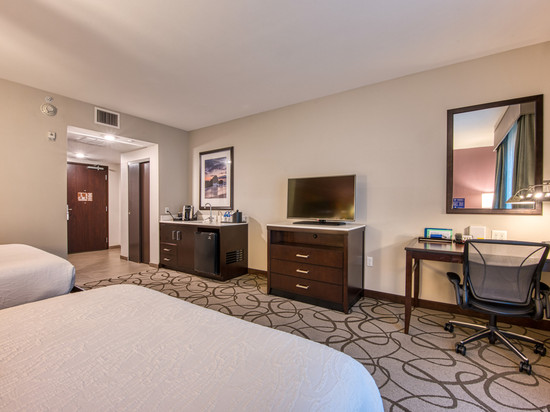 欧文奥兰治县机场希尔顿花园酒店