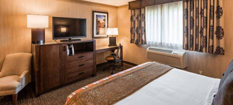 弗拉特黑德湖贝斯特韦斯特优质套房酒店(Best Western Plus Flathead Lake Inn and Suites)图片