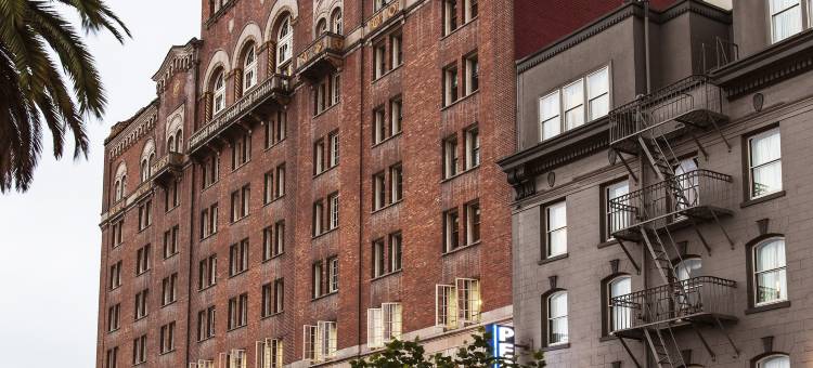 港苑酒店(Harbor Court Hotel)图片