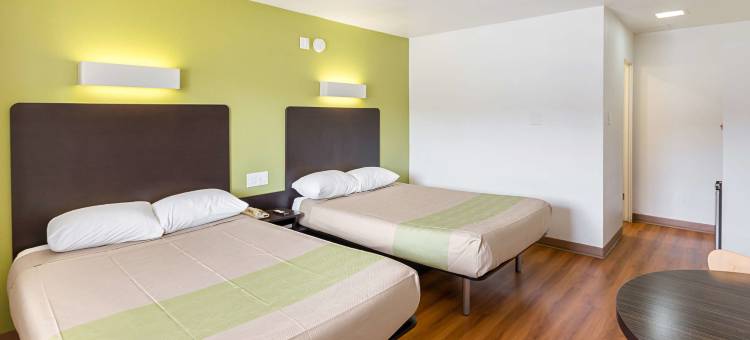 埃尔帕索机场布利斯堡6号汽车旅馆(Motel 6 El Paso, TX - Airport - Fort Bliss)图片