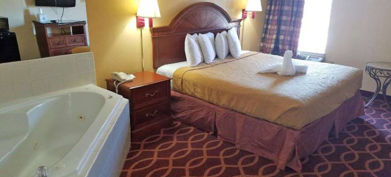 埃文斯维尔美国旅馆(American Inn Evansville)图片