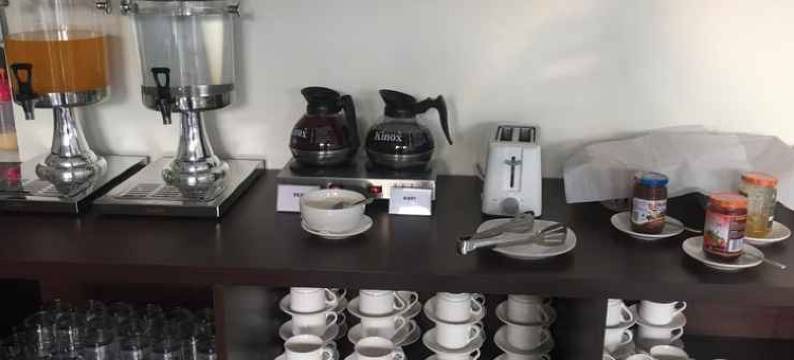 Wise Hotel Tomohon图片