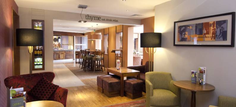 斯特拉特福埃文水道普瑞米尔酒店(Premier Inn Stratford-Upon-Avon Waterways)图片