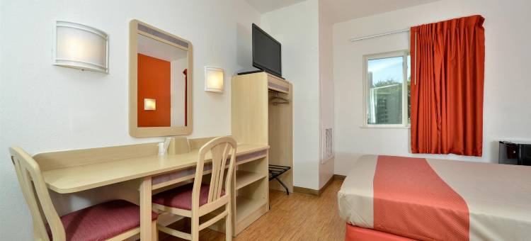 麦金尼6号汽车旅馆(Motel 6 McKinney, TX - North)图片