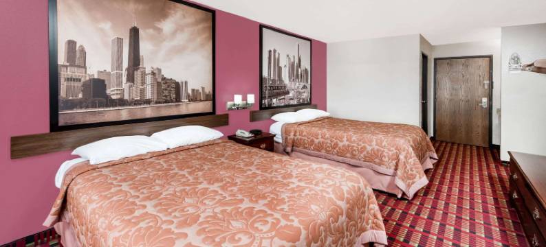 速8酒店-温德姆集团巴黎伊利诺伊(Super 8 by Wyndham Paris IL)图片