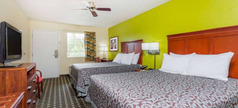 特伦顿戴斯酒店(Days Inn by Wyndham Trenton)图片