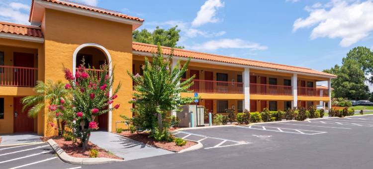 北多拉山凯艺套房酒店(Quality Inn & Suites Mt Dora North)图片