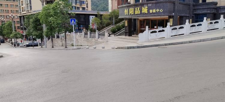 万源春梅宾馆图片