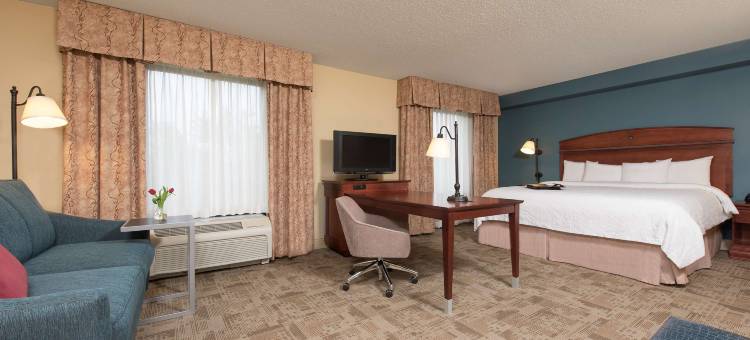 诺尔玛布卢明顿欢朋套房酒店(Hampton Inn & Suites Bloomington-Normal)图片