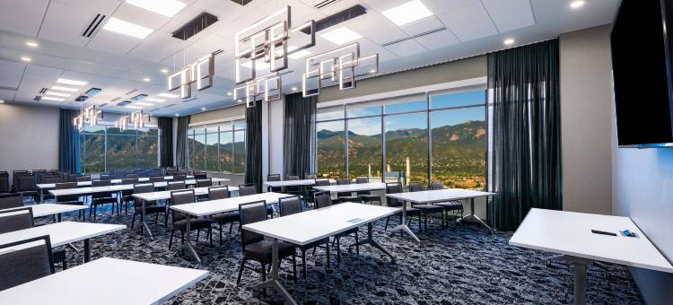 SpringHill Suites Colorado Springs Downtown图片