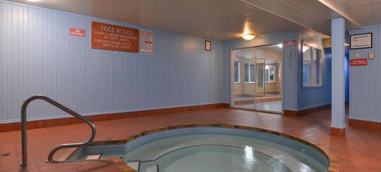 威农加拿大最佳价值套房酒店(Canadas Best Value Inn and Suites Vernon)图片