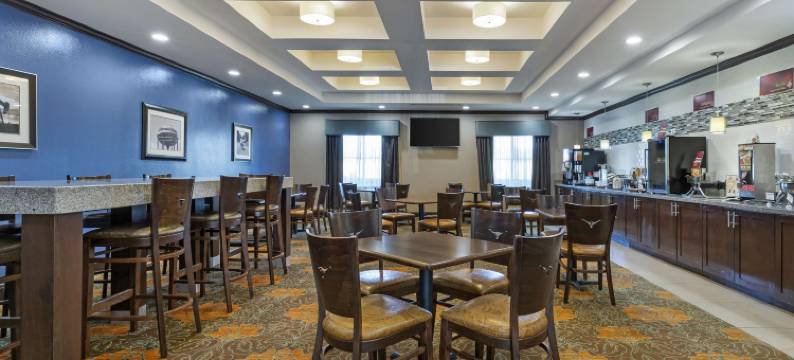 贝斯特韦斯特优质长角优质套房酒店(BestWestern Plus Luling Inn)图片