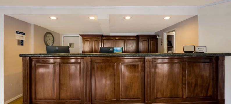 贝斯特韦斯特伍德伯里旅馆(Best Western Woodbury Inn)图片