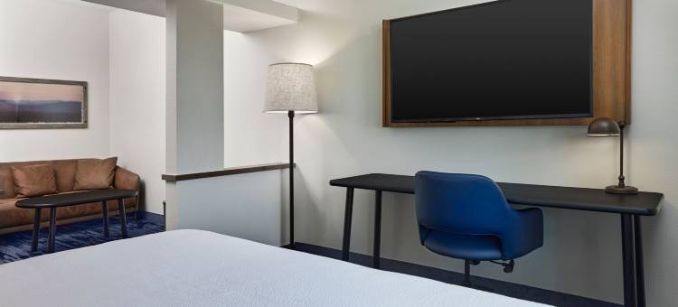 万枫旅馆及套房伯灵顿酒店(Fairfield Inn & Suites Burlington)图片