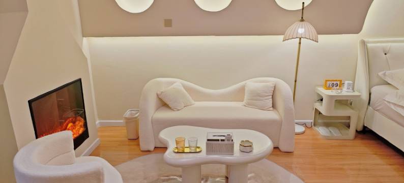 良栖影咖民宿(廊坊金街分店)图片