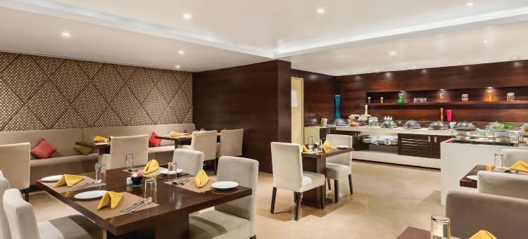 班加罗尔多姆尔温德姆华美达安可酒店(Ramada Encore by Wyndham Bangalore Domlur)图片