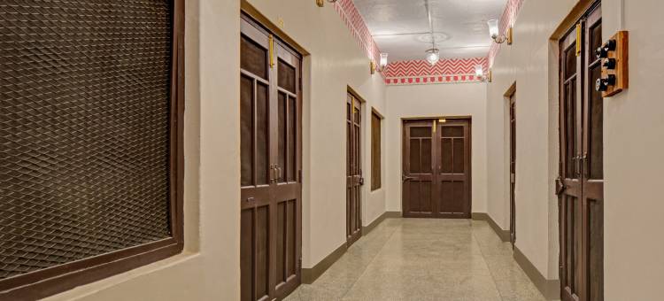 Treebo 皇家之家, 靠近费特赫萨加尔湖(Treebo the Regal House, Near Fateh Sagar Lake)图片