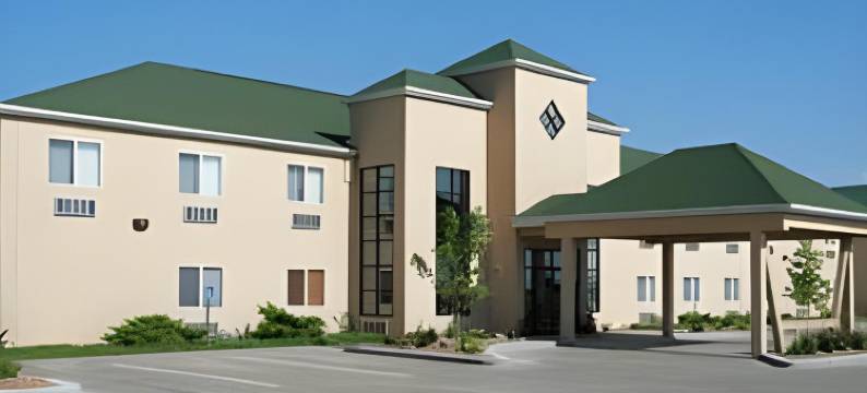 奥科马温德姆豪生套房酒店(Howard Johnson by Wyndham Oacoma Hotel & Suites)图片