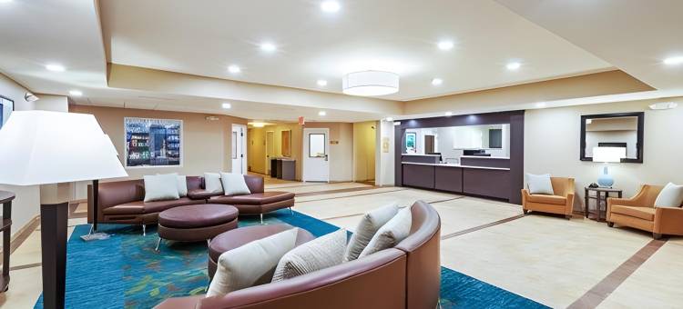 雷内克萨-欧弗兰帕克区Candlewood Suites(Candlewood Suites Lenexa - Overland Park Area)图片