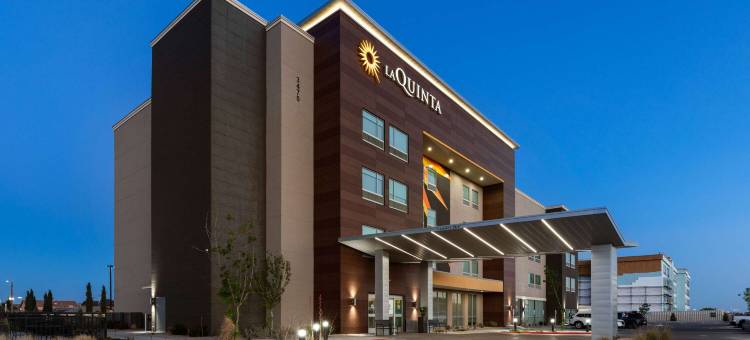 埃尔帕索东部375号环线拉昆塔温德姆酒店及套房(La Quinta Inn & Suites by Wyndham El Paso East Loop-375)图片