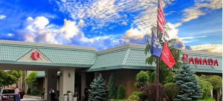 阿尔皮纳华美达酒店及会议中心(Ramada by Wyndham Alpena Hotel & Conference Center)图片