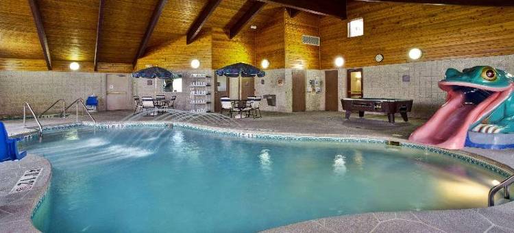 比弗丹AmericInn温德姆酒店(AmericInn by Wyndham Beaver DAM)图片