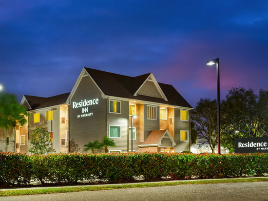 福特迈尔斯堡Residence Inn 酒店