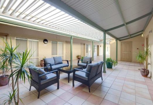 Best Western Crystal Inn Hotel Overview