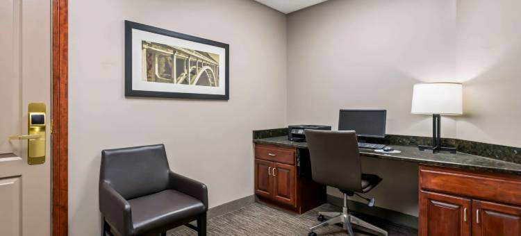 雷德温丽怡酒店(Country Inn & Suites by Radisson, Red Wing, MN)图片