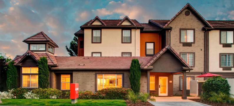 弗雷斯诺万豪TownePlace酒店(TownePlace Suites Fresno)图片