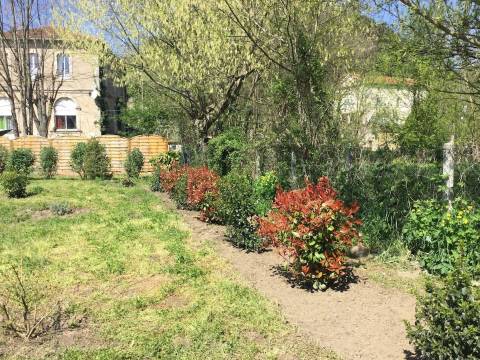 House 6 Persons + 2 Children at the Foot of the Cévennes 2500 m² Fenced Garden
