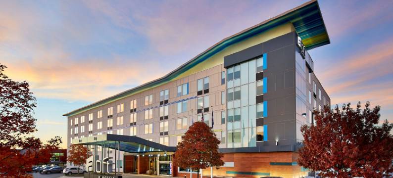 杜勒斯机场北雅乐轩酒店(Aloft Dulles Airport North)图片