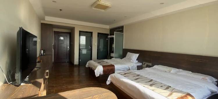 夜鸣沙酒店图片