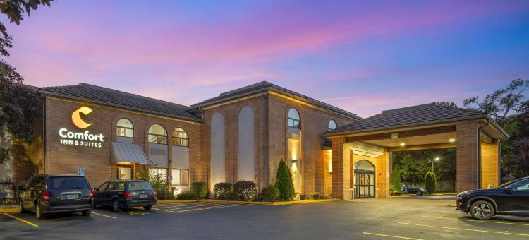 曼德林 - 弗农希尔斯舒适套房酒店(Comfort Inn & Suites Mundelein-Vernon Hills)图片