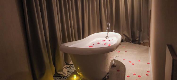 科尼亚卡拉泰温德姆华美达安可酒店(Ramada Encore by Wyndham Konya Karatay)图片