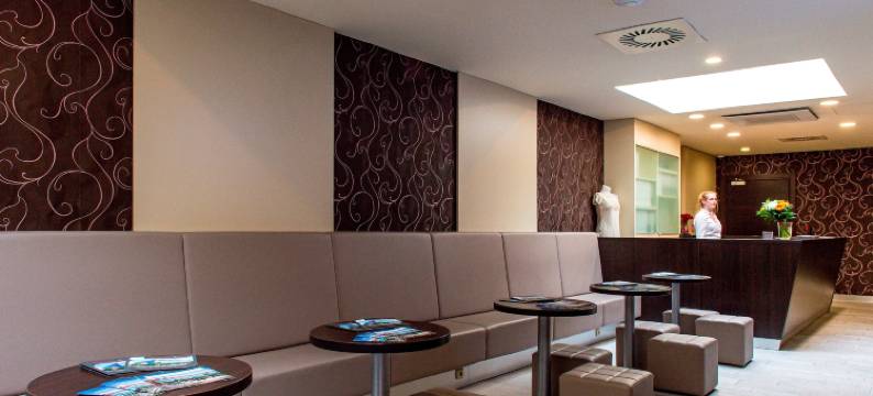 丰塔纳住宅公寓(Rezidence Fontána)图片