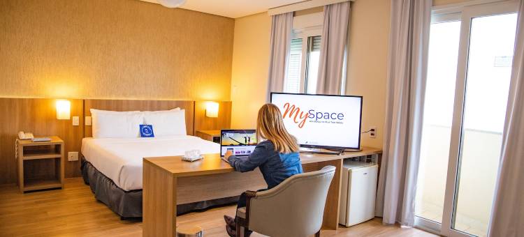 阿雷格里港千禧蓝树酒店(Blue Tree Towers Millenium Porto Alegre)图片