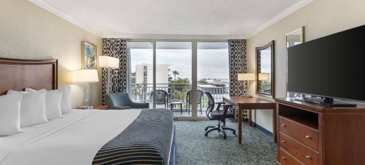 可可比奇海滩贝斯特韦斯特套房酒店(Best Western Cocoa Beach Hotel  Suites)图片