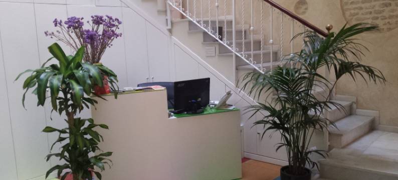 多纳罗拉酒店(Hotel y Apartamentos Doña Lola)图片